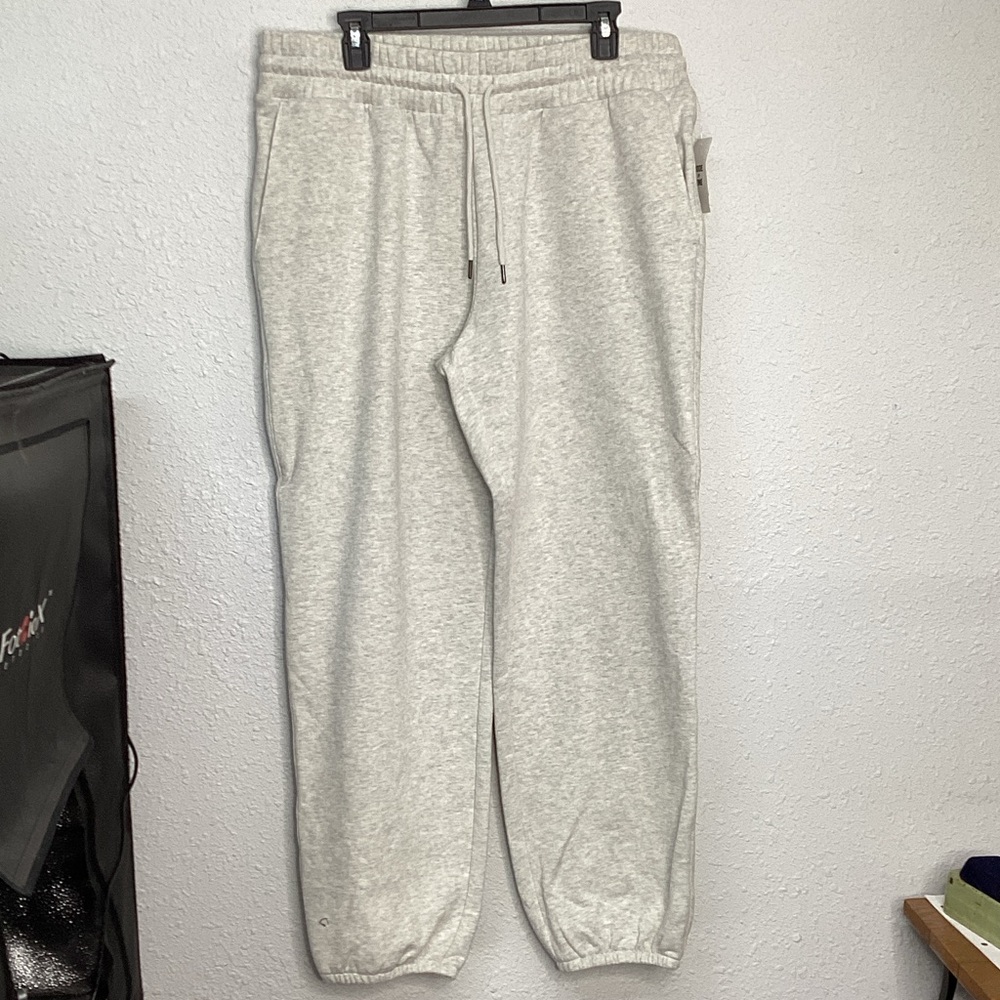 Mode Of One Men's Gray Jogger Sweatpants Sixe XL NWT